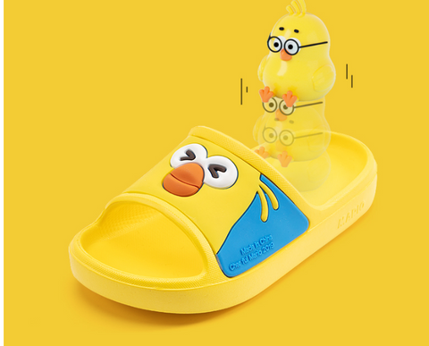 Children cartoon slippers